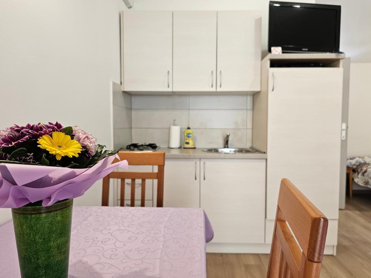 רוביני Apartments La Pergola מראה חיצוני תמונה