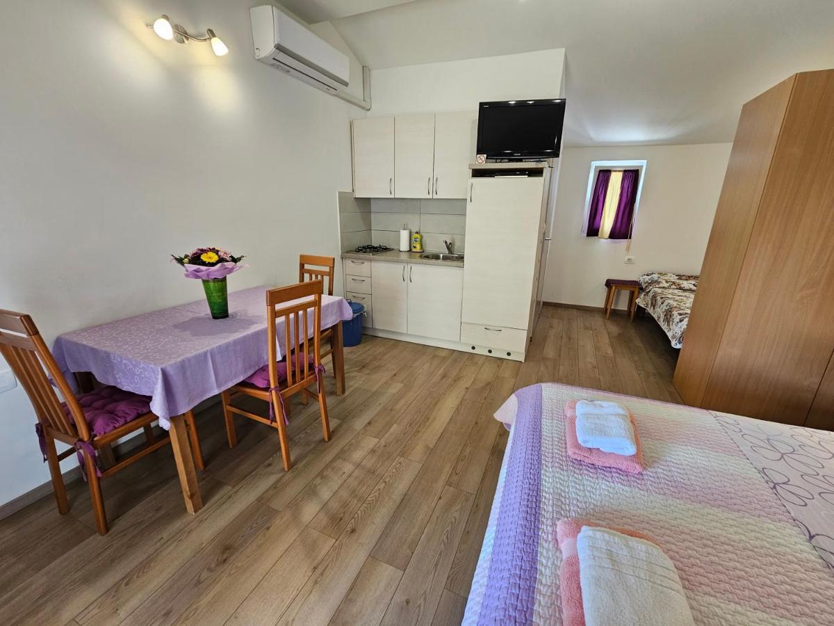 רוביני Apartments La Pergola מראה חיצוני תמונה