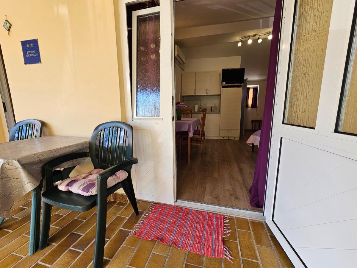 רוביני Apartments La Pergola מראה חיצוני תמונה