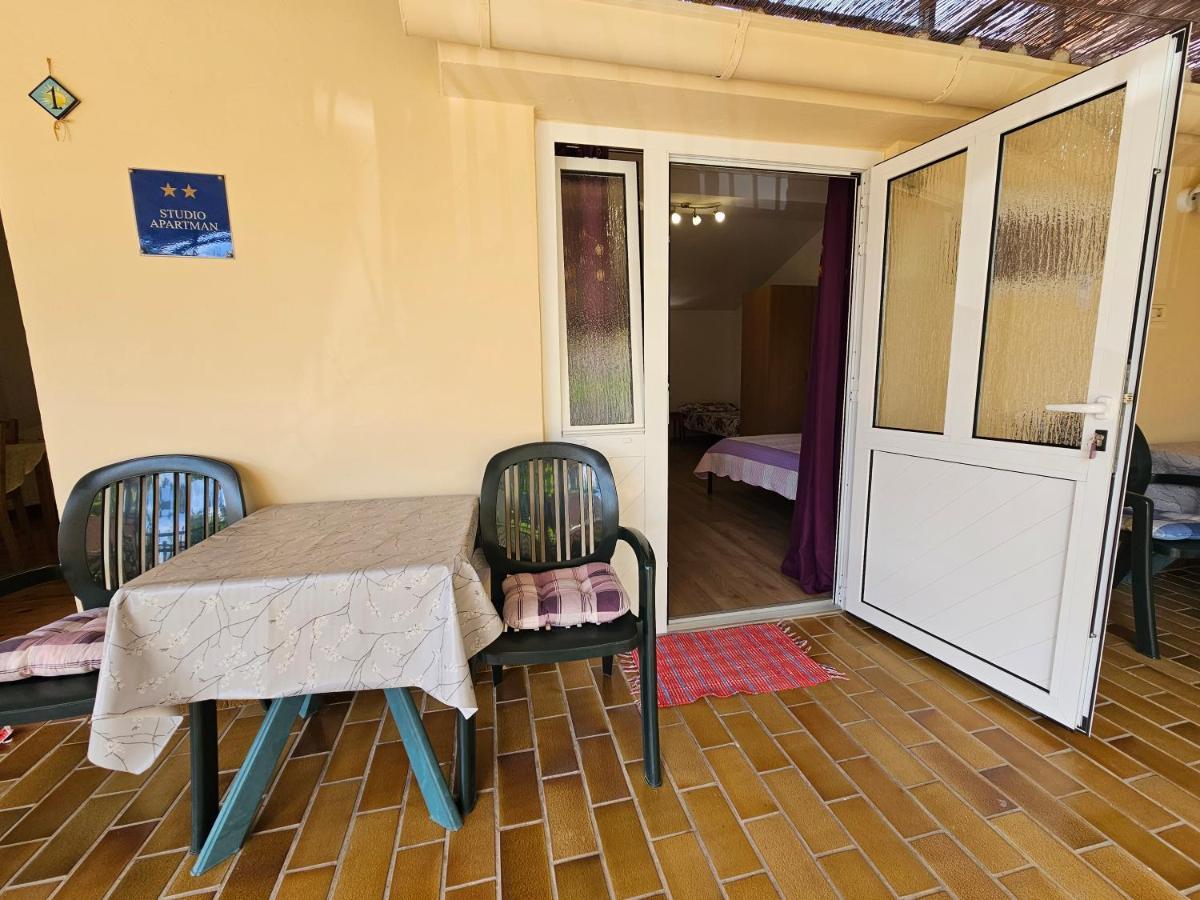 רוביני Apartments La Pergola מראה חיצוני תמונה