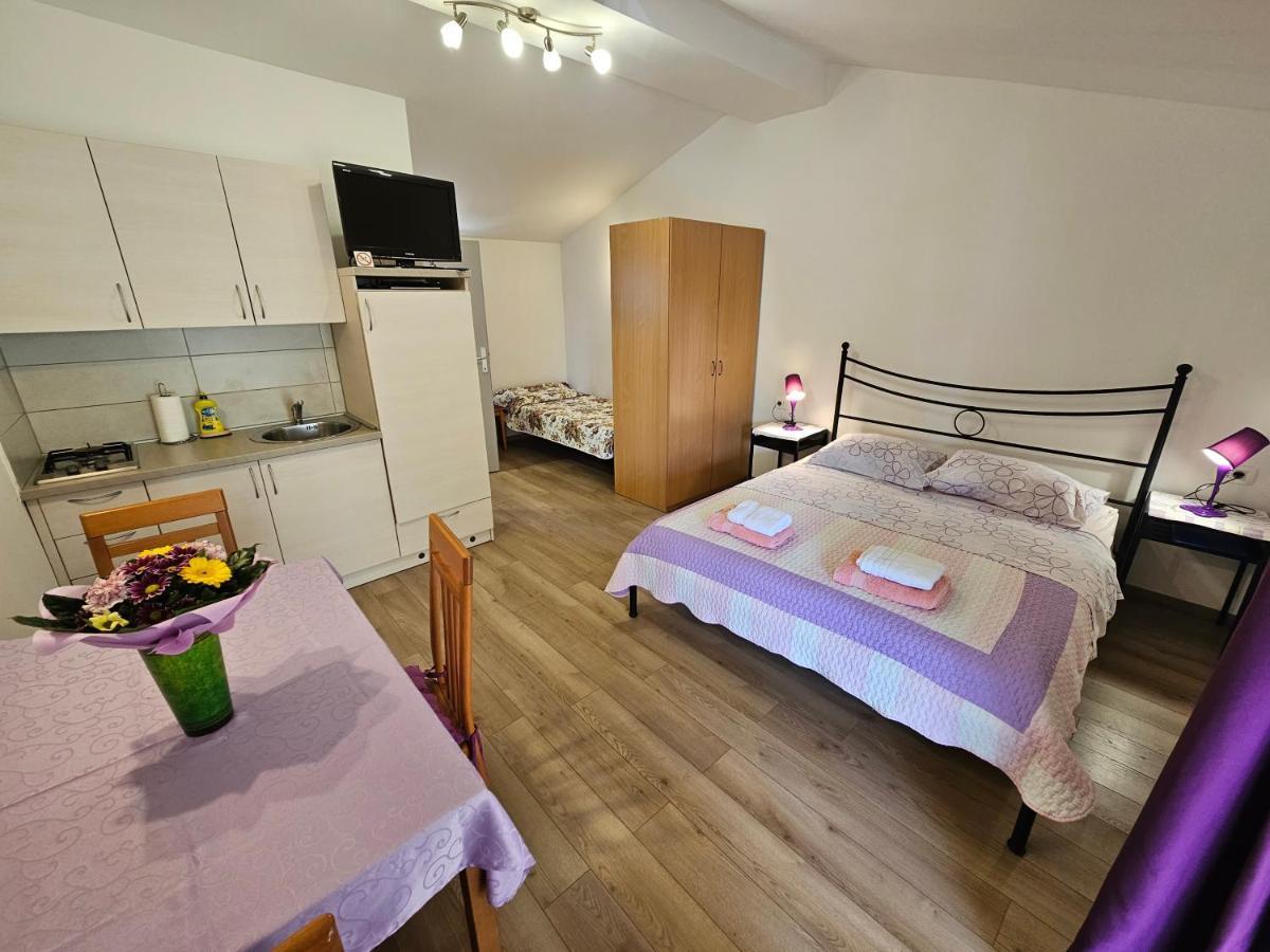 רוביני Apartments La Pergola מראה חיצוני תמונה